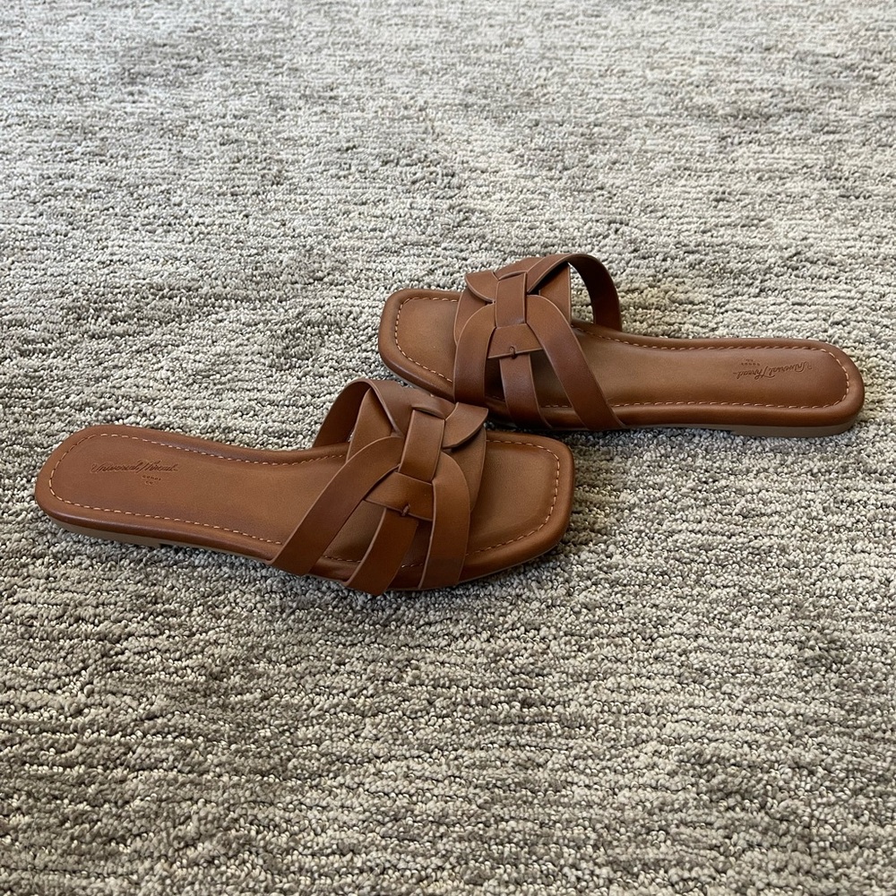 SOLD - Universal Thread Edna Slide Sandals Cognac